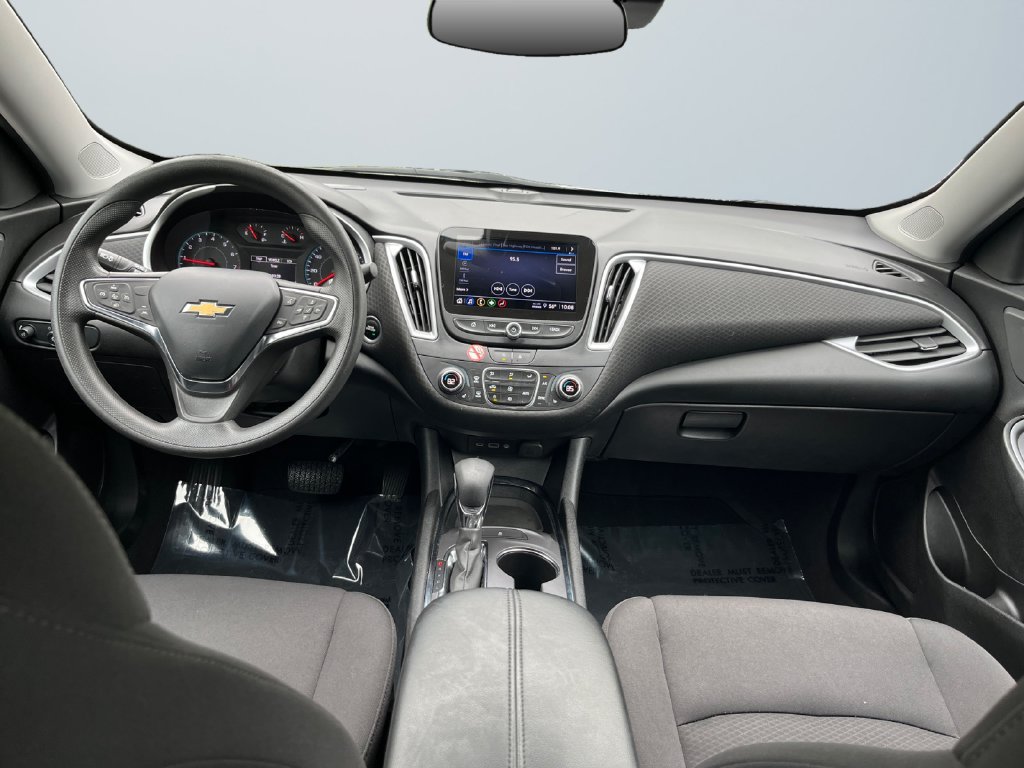 Used 2023 Chevrolet Malibu LT FWD image 10