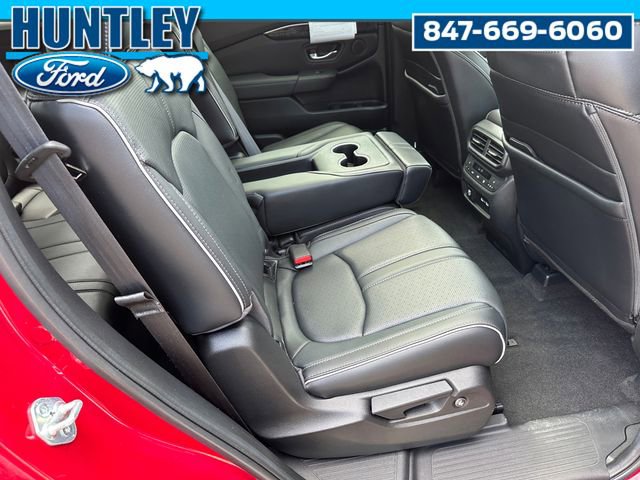 Used 2023 Honda Pilot Elite image 11