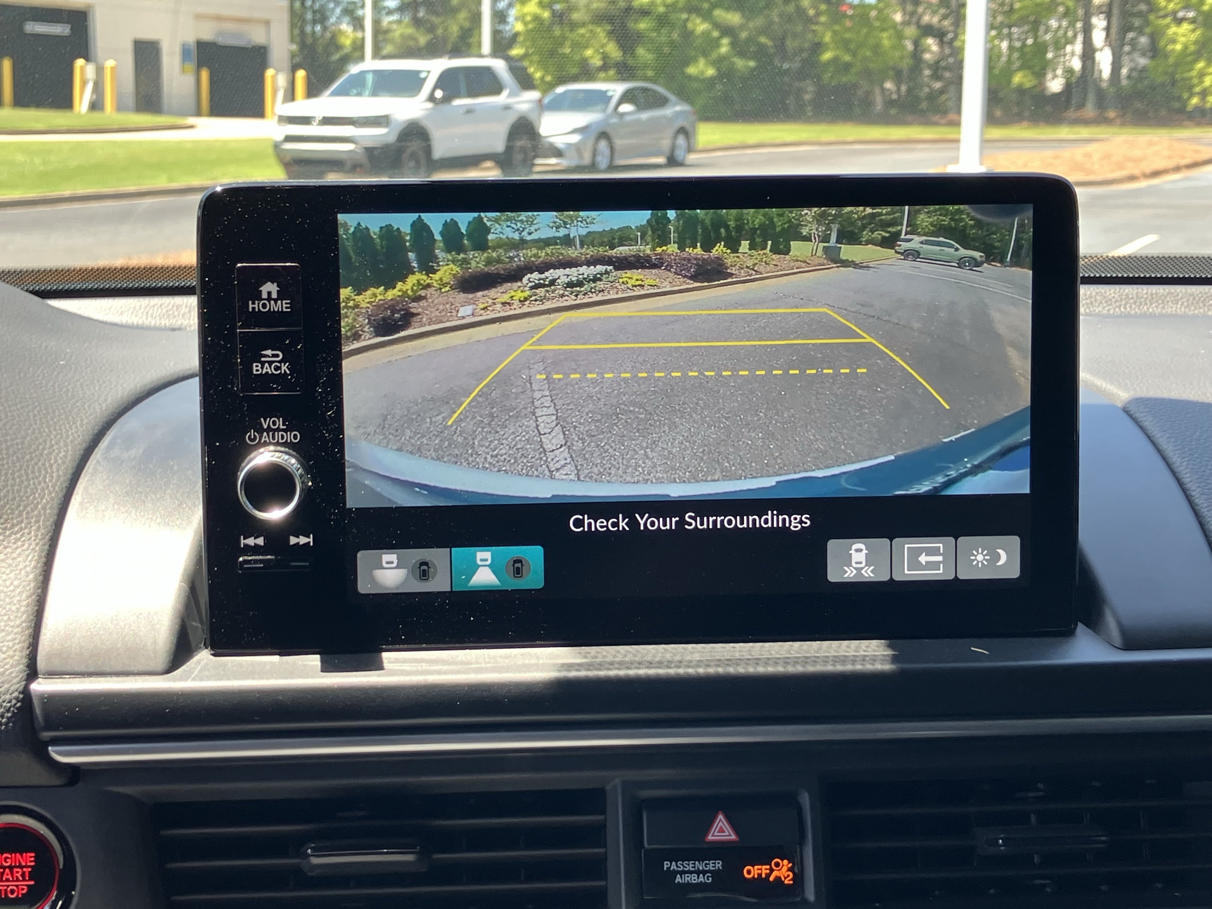 Certified 2025 Honda Pilot Black Edition image 28