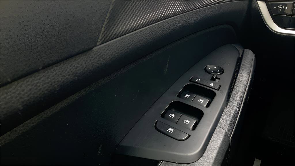 Used 2024 Kia Sportage LX image 18