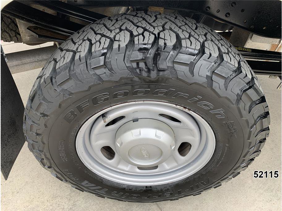 Used 2015 Ford F250 XL w/ Power Equipment Group image 20