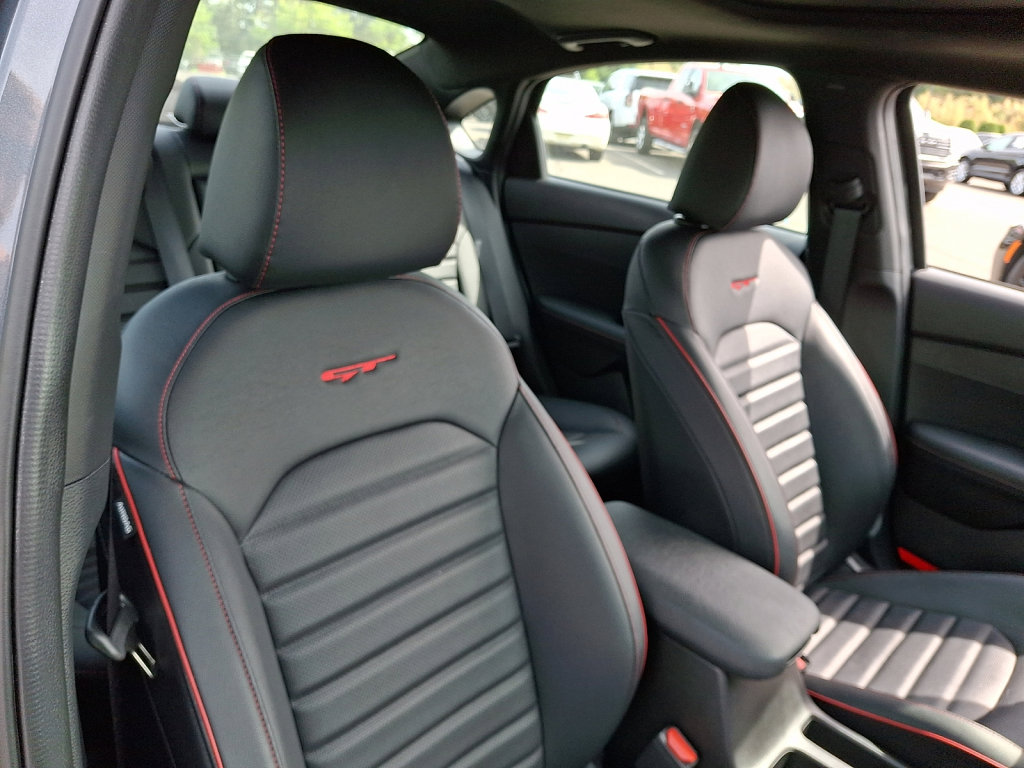 Used 2023 Kia Forte GT w/ GT2 Package FWD image 13