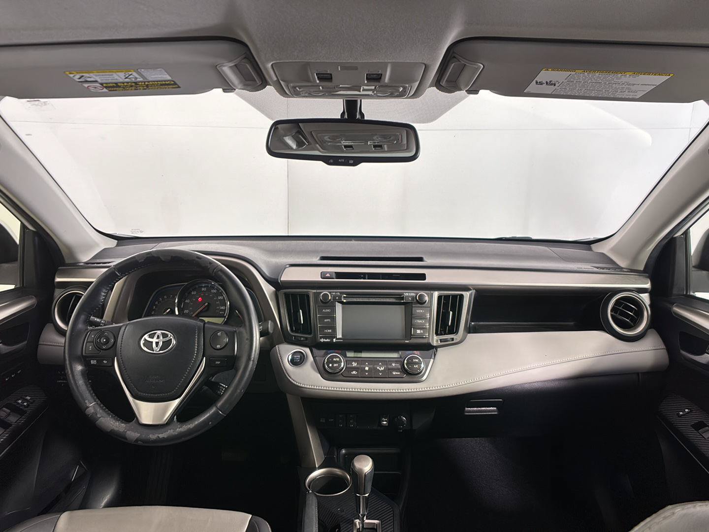 Used 2015 Toyota RAV4 Limited AWD/4WD image 21