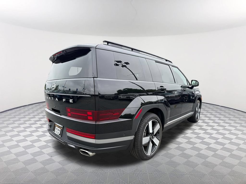 Used 2025 Hyundai Santa Fe Limited FWD image 5