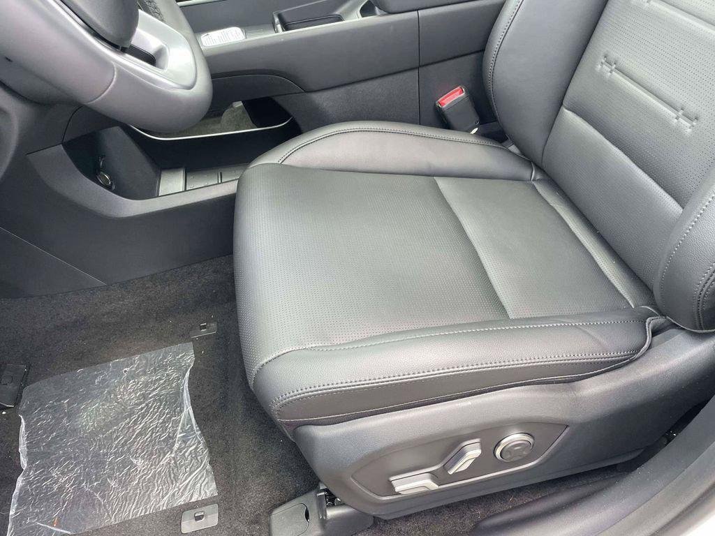 New 2026 Hyundai Santa Fe Limited FWD image 73