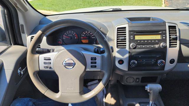 Used 2014 Nissan Frontier S RWD image 14