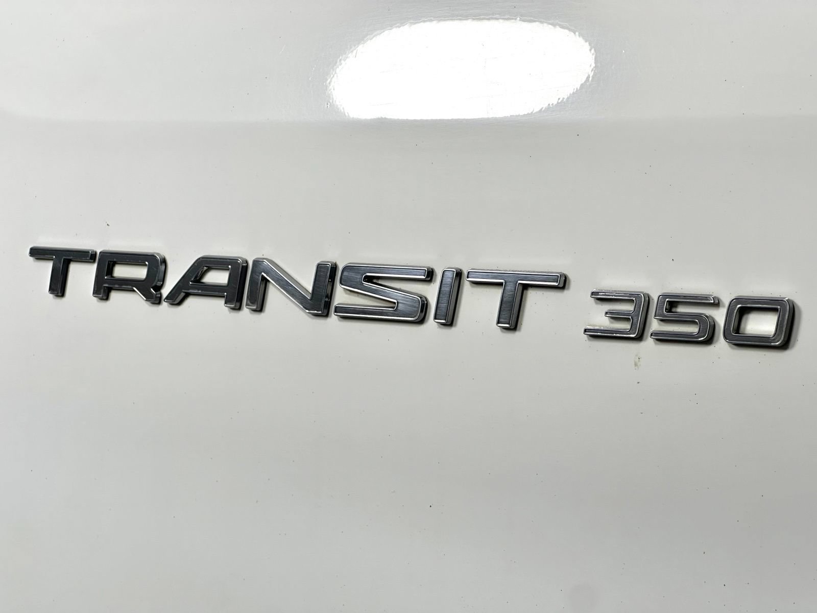 Used 2019 Ford Transit 350 XLT RWD image 8