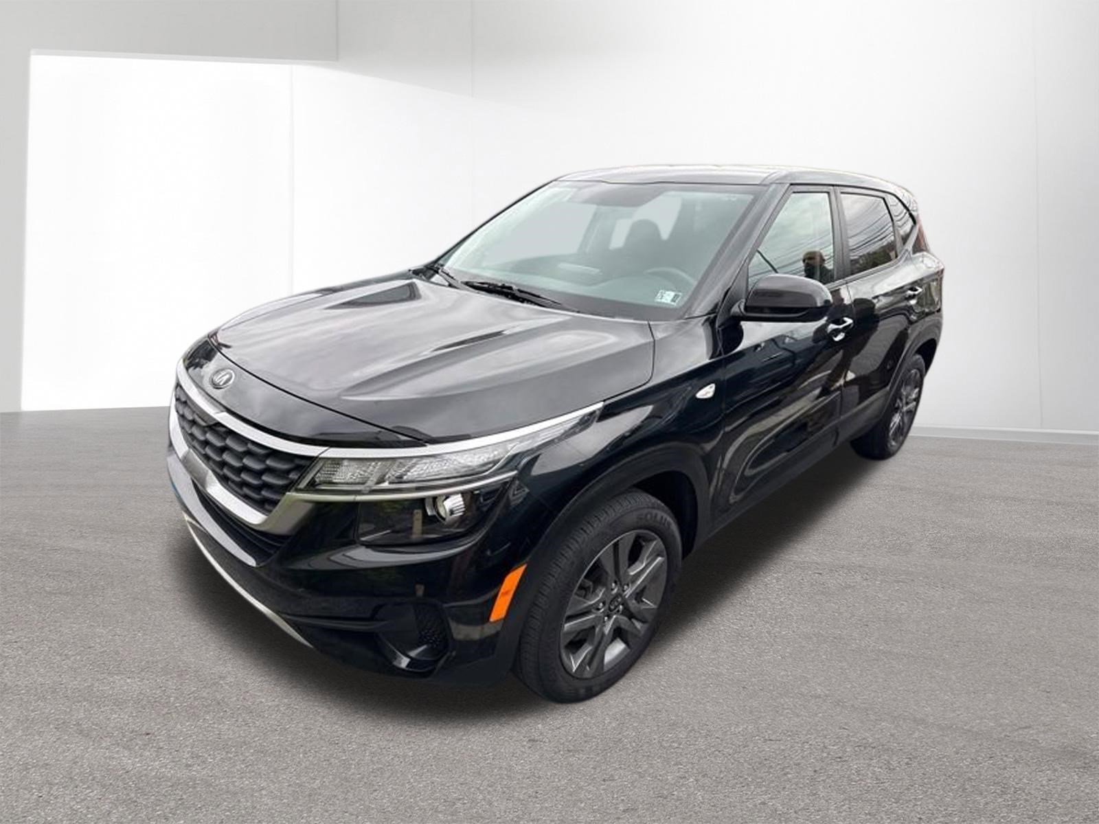 Certified 2021 Kia Seltos LX AWD/4WD image 3