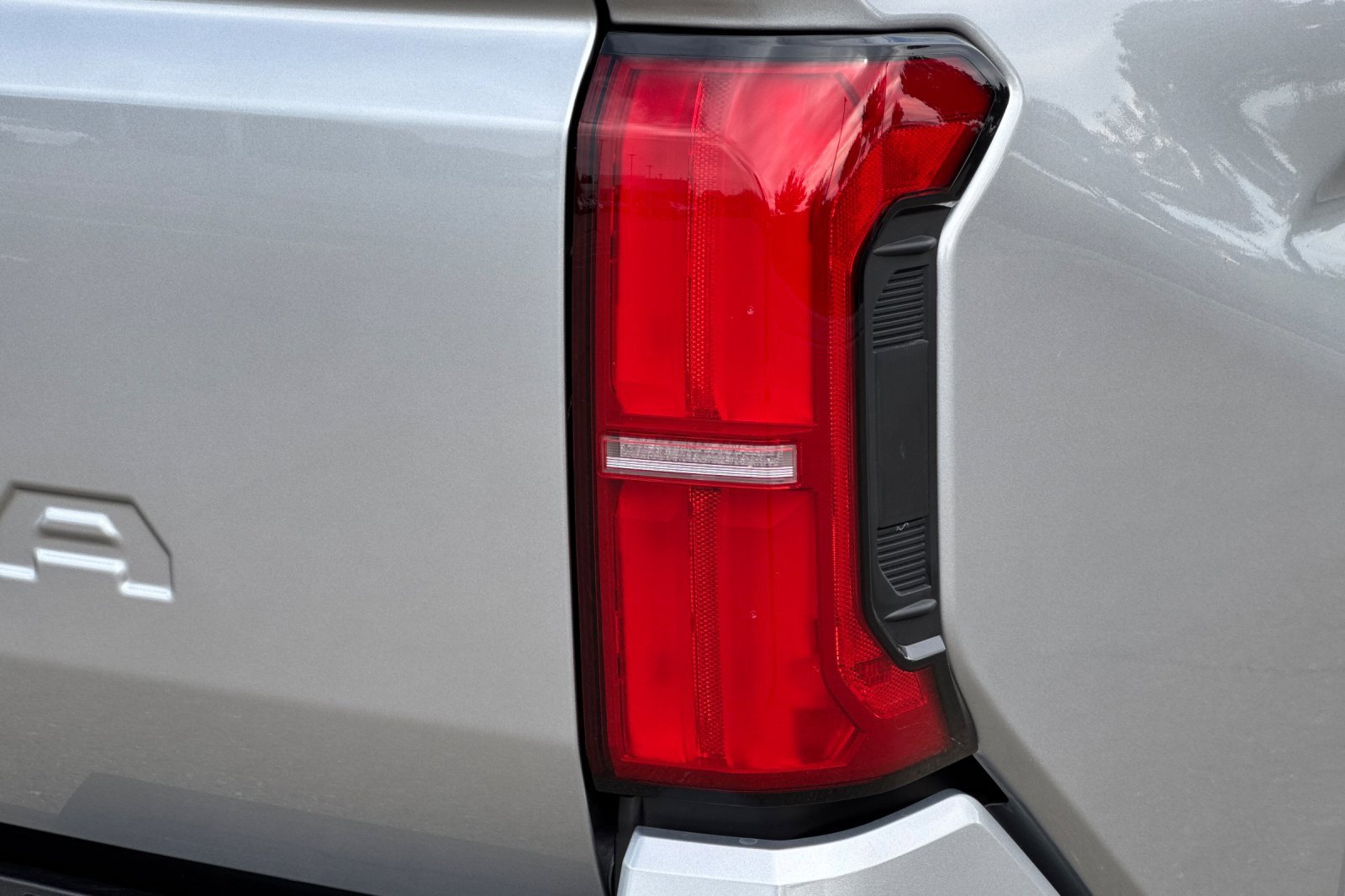 New 2025 Toyota Tacoma SR5 image 31