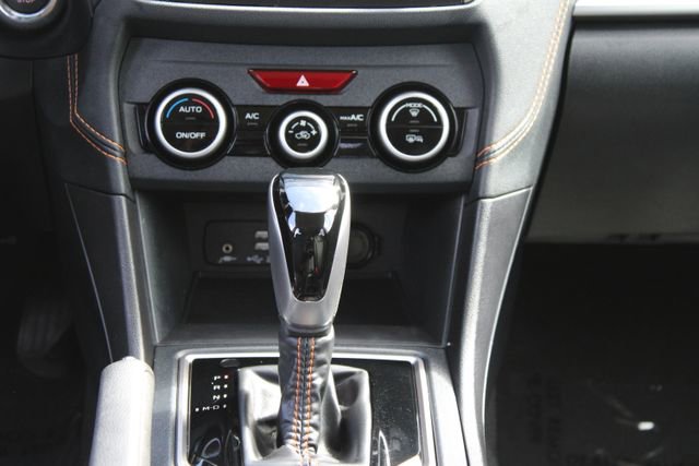 Used 2023 Subaru Crosstrek 2.5i Limited AWD/4WD image 17