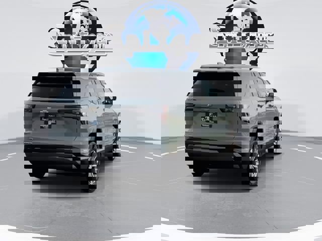 New 2026 Chevrolet Equinox LT w/ Convenience Package II image 18