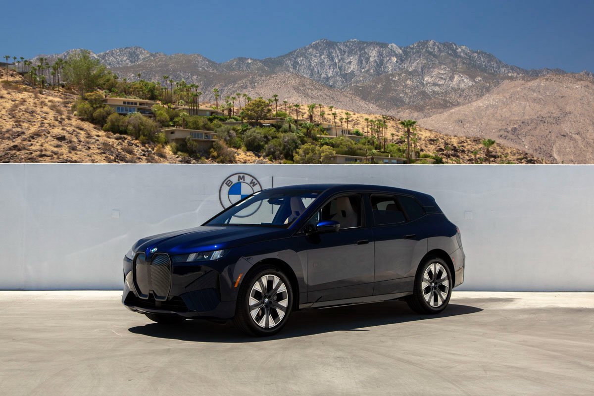 New 2026 BMW iX xDrive45 image 2