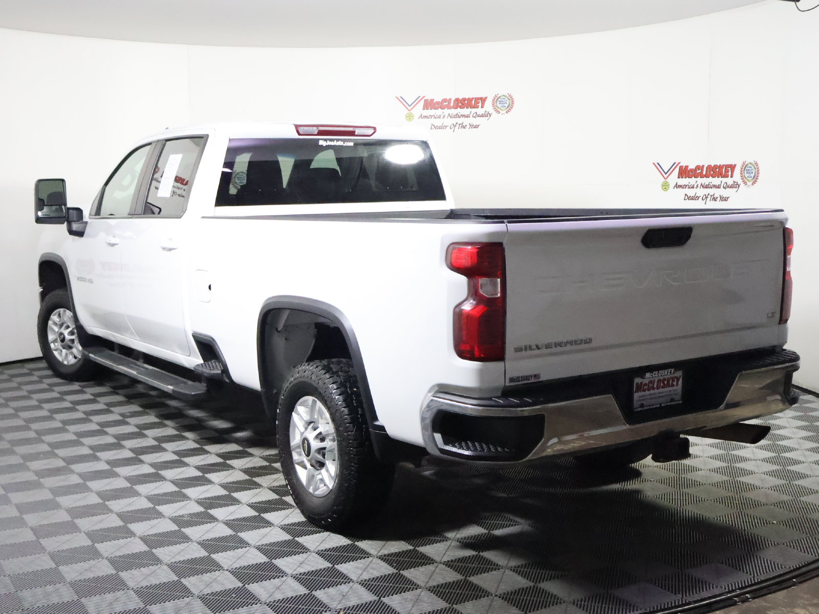 Used 2024 Chevrolet Silverado 2500 LT w/ Convenience Package AWD/4WD image 11