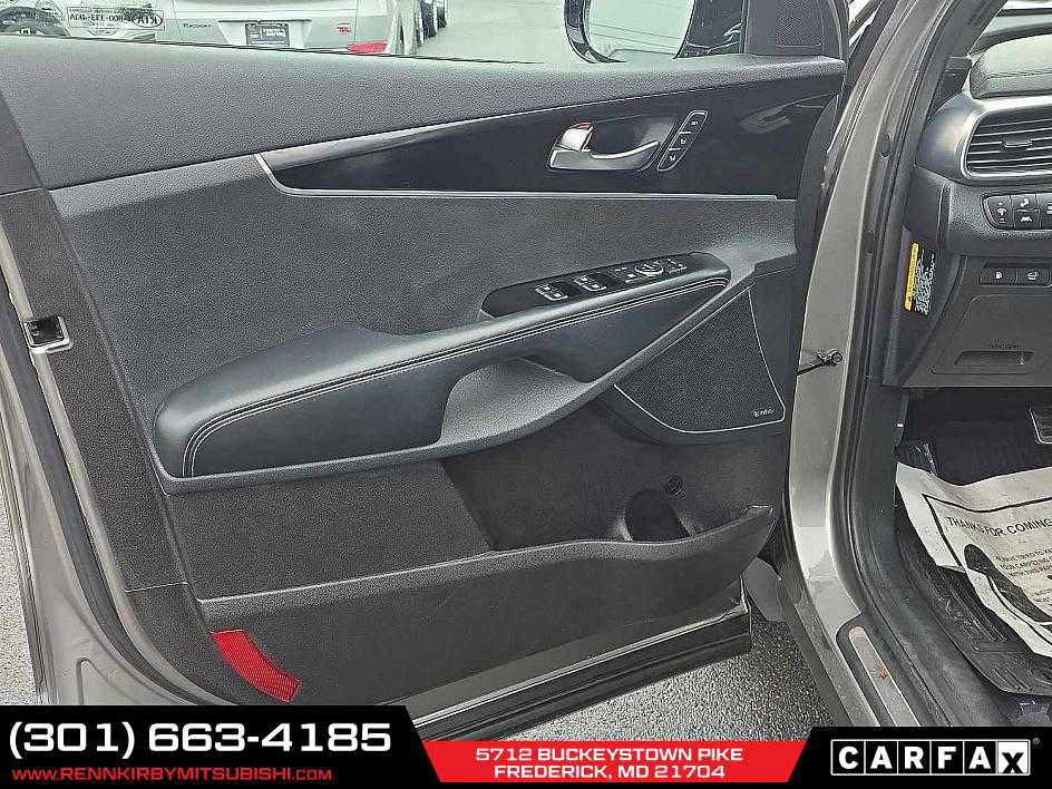 Used 2016 Kia Sorento SX w/ SXL Technology Package image 14