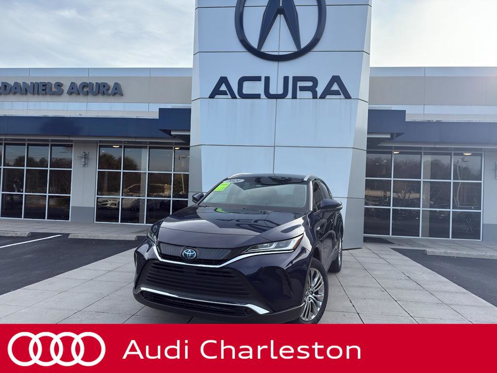 Used 2021 Toyota Venza XLE w/ Softex Package image 1