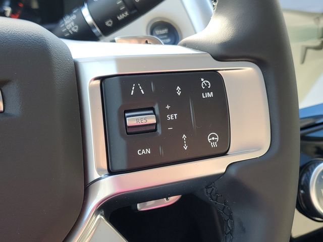 Certified 2025 Land Rover Discovery S AWD/4WD image 25