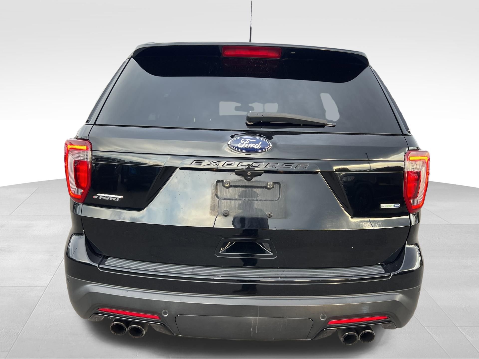 Used 2018 Ford Explorer Sport w/ Equipment Group 401A image 6