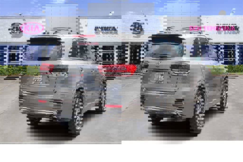 Used 2017 Kia Sorento SX image 4