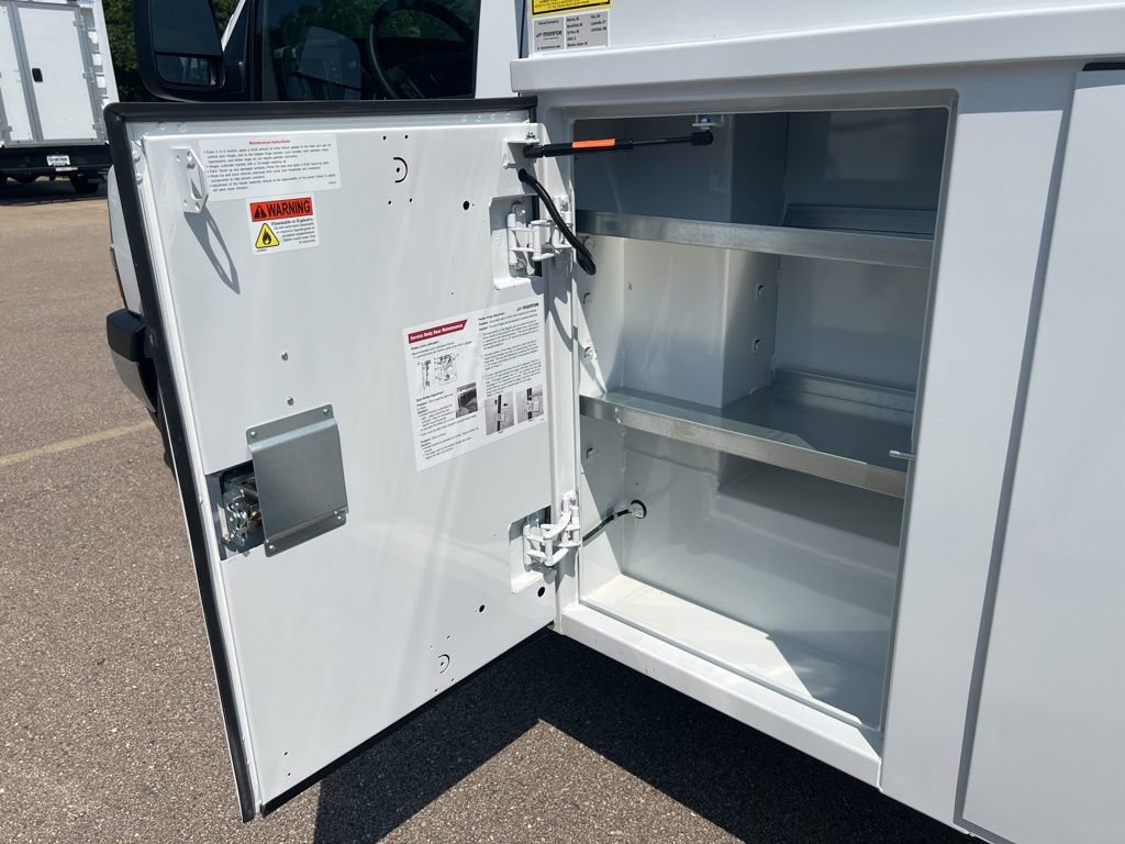 New 2025 Chevrolet Express 3500 w/ Power Convenience Package image 10