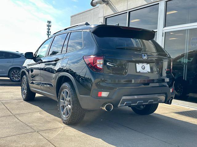 Used 2025 Honda Passport TrailSport image 8