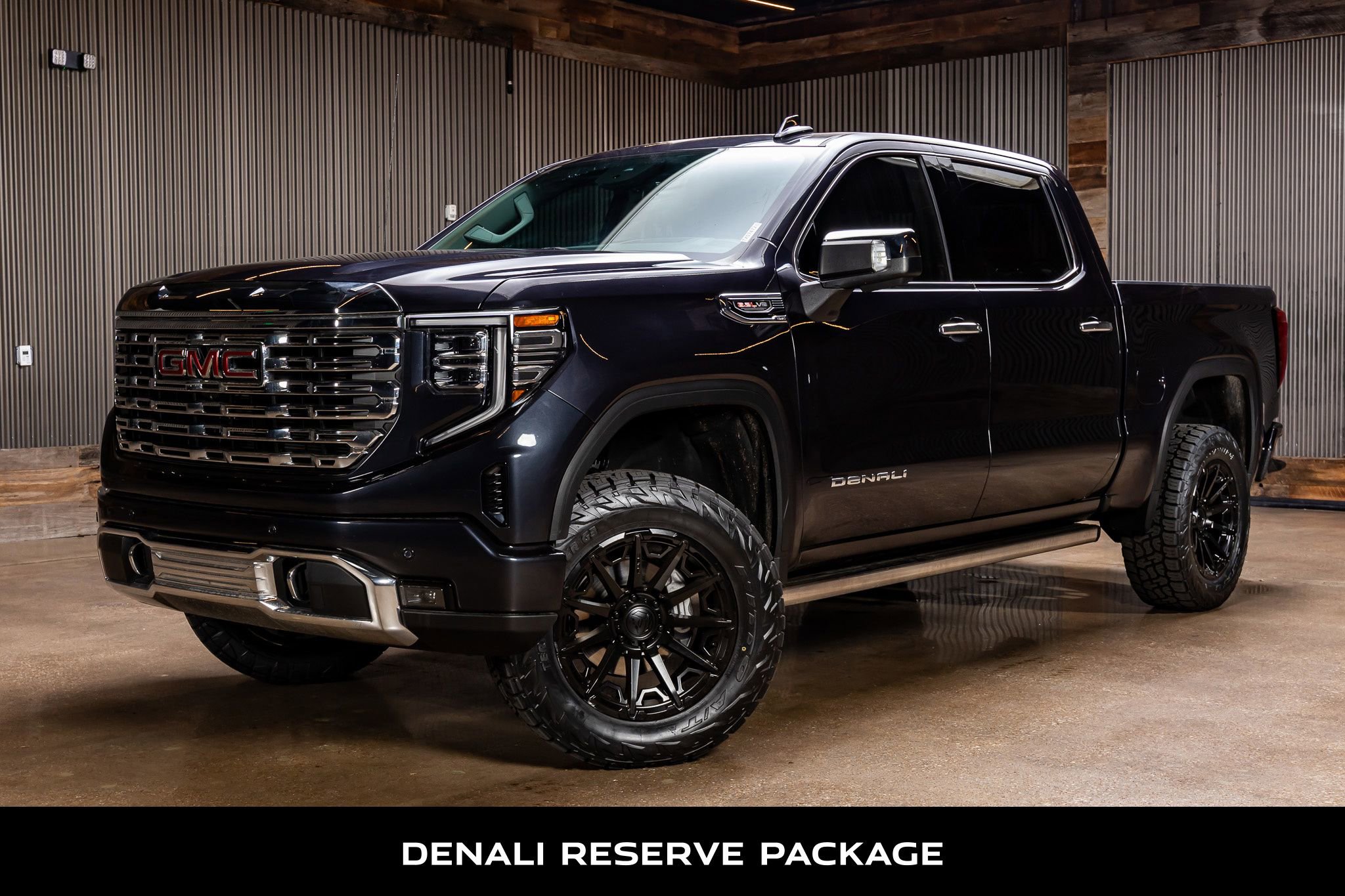 Used 2024 GMC Sierra 1500 Denali w/ Denali Reserve Package AWD/4WD image 5