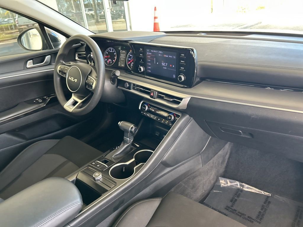 Used 2022 Kia K5 LXS image 18