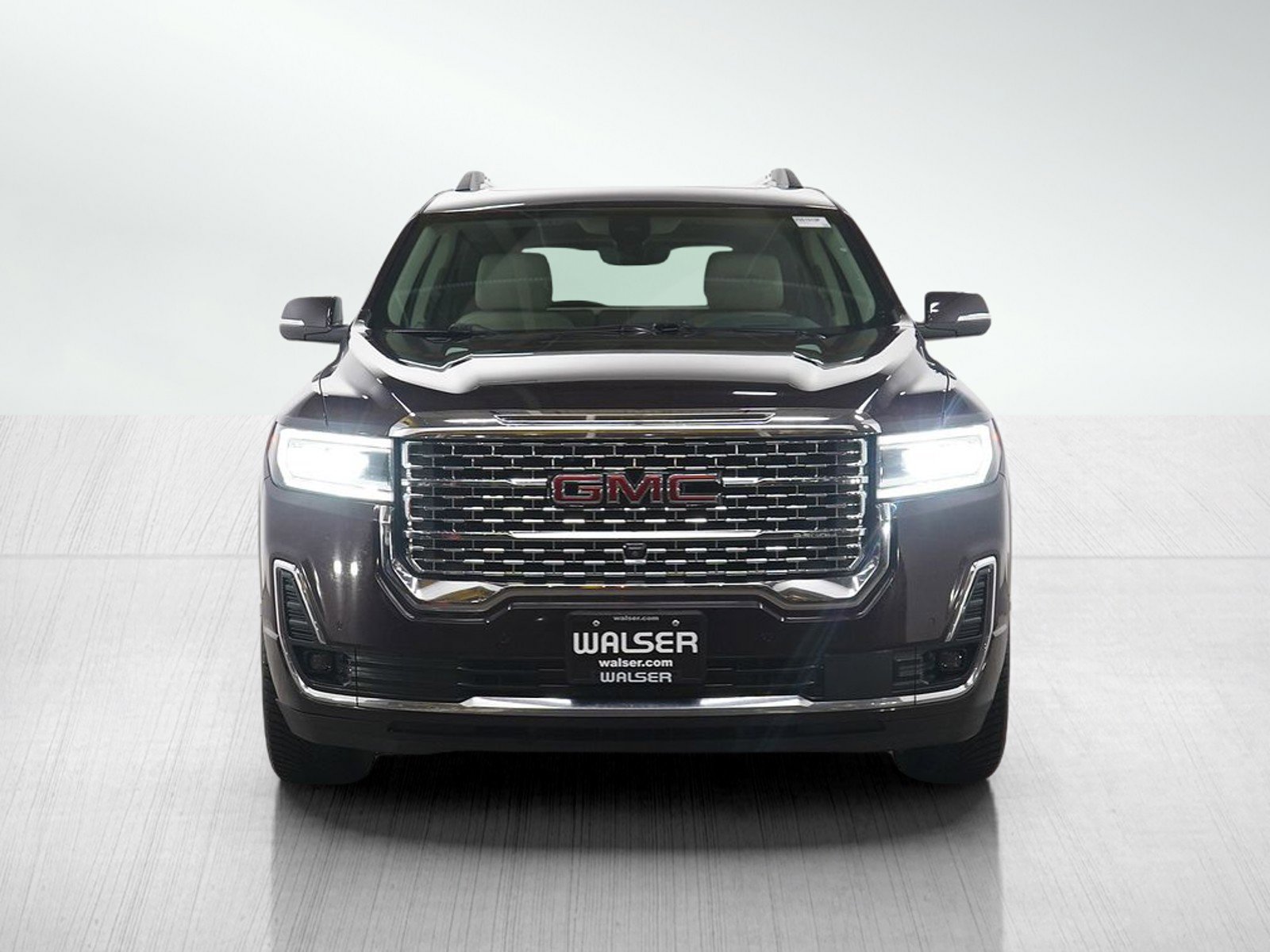 Used 2021 GMC Acadia Denali w/ GMC Pro Grade Package image 8