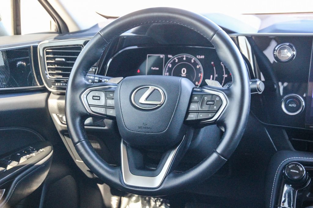 Certified 2025 Lexus NX 250 FWD image 16