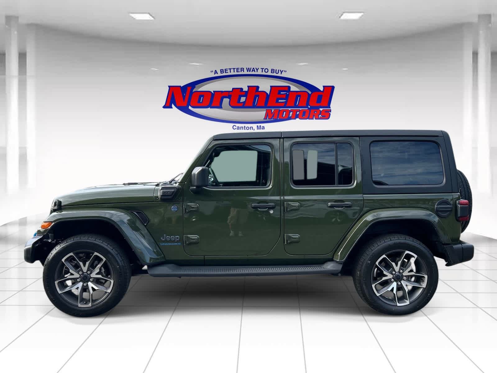 Used 2024 Jeep Wrangler Unlimited w/ Convenience Group AWD/4WD image 6