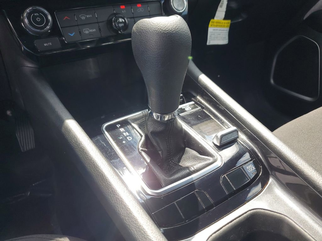 Used 2023 Jeep Compass Sport image 23