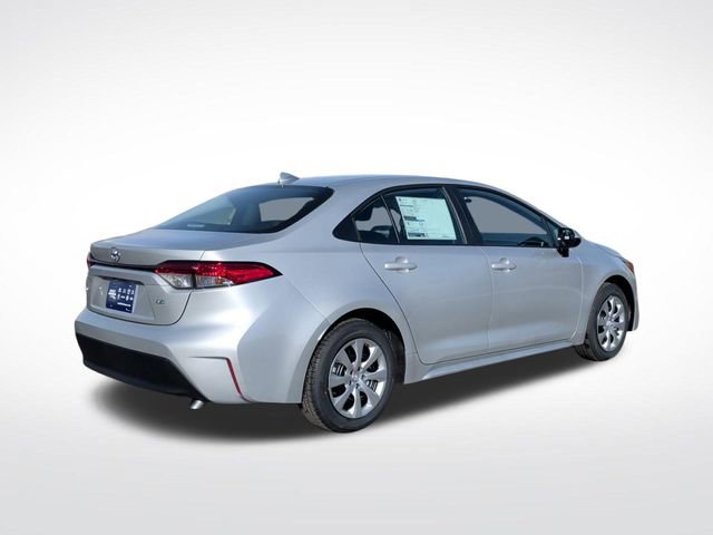Used 2026 Toyota Corolla LE image 6