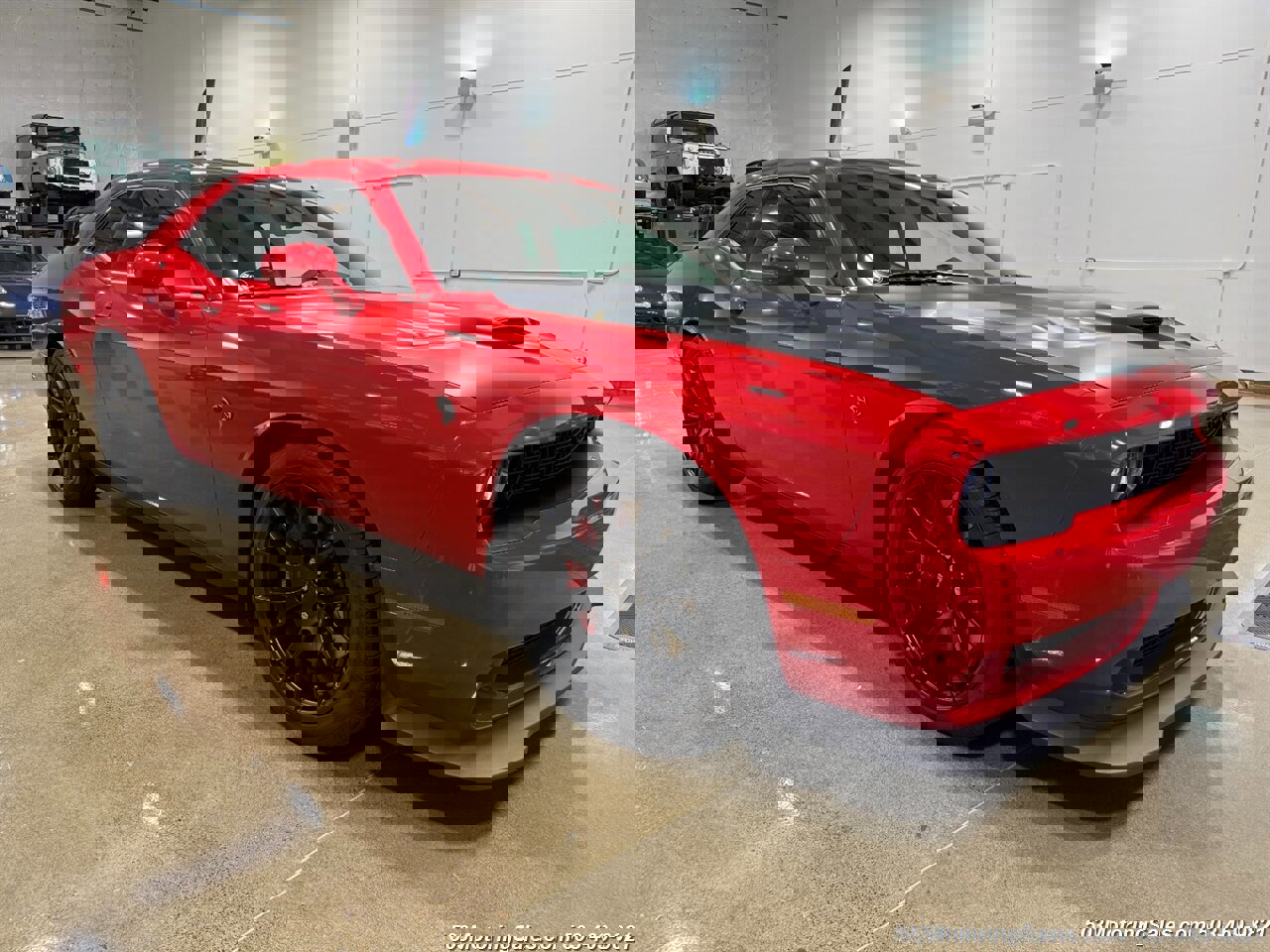 Used 2015 Dodge Challenger SRT Hellcat image 34