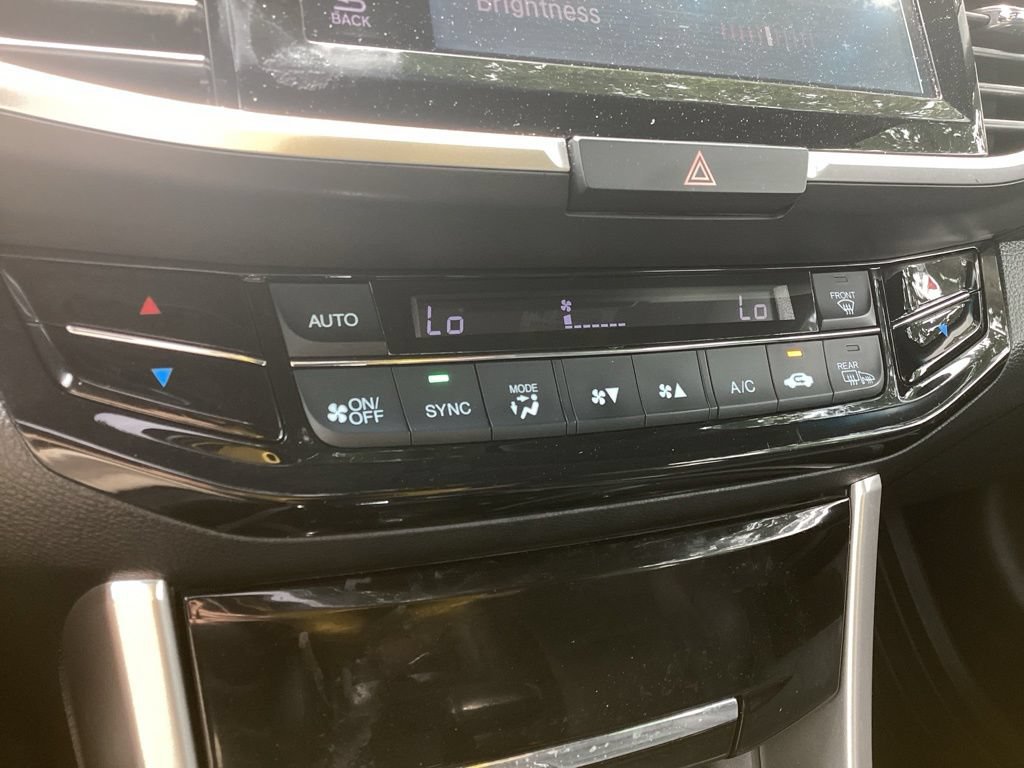 Used 2016 Honda Accord EX-L image 15