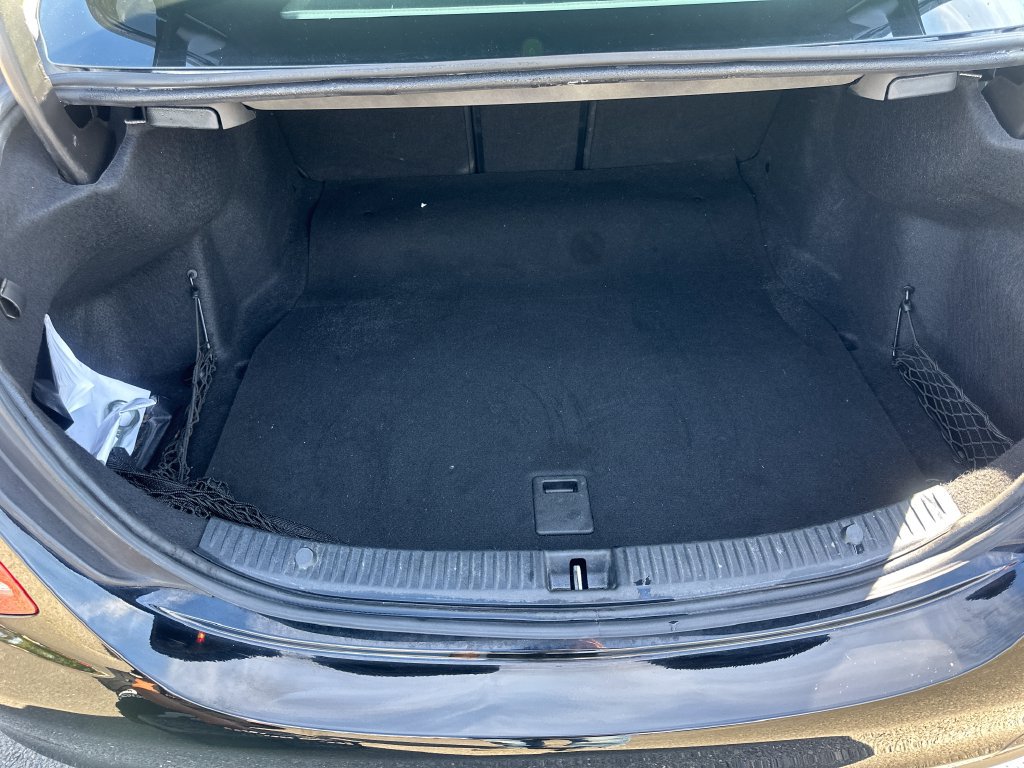 Used 2015 Mercedes-Benz C 300 4MATIC Sedan image 18