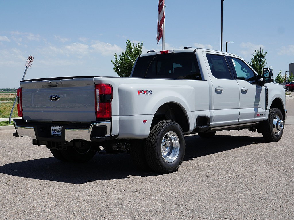 New 2026 Ford F350 Lariat w/ Lariat Ultimate Package AWD/4WD image 5