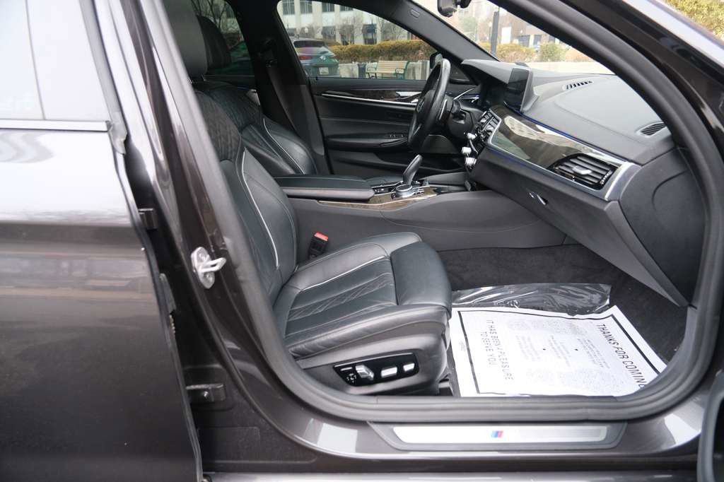 Used 2020 BMW 540i xDrive xDrive M SPORT LINE w/ M Sport Package AWD/4WD image 34