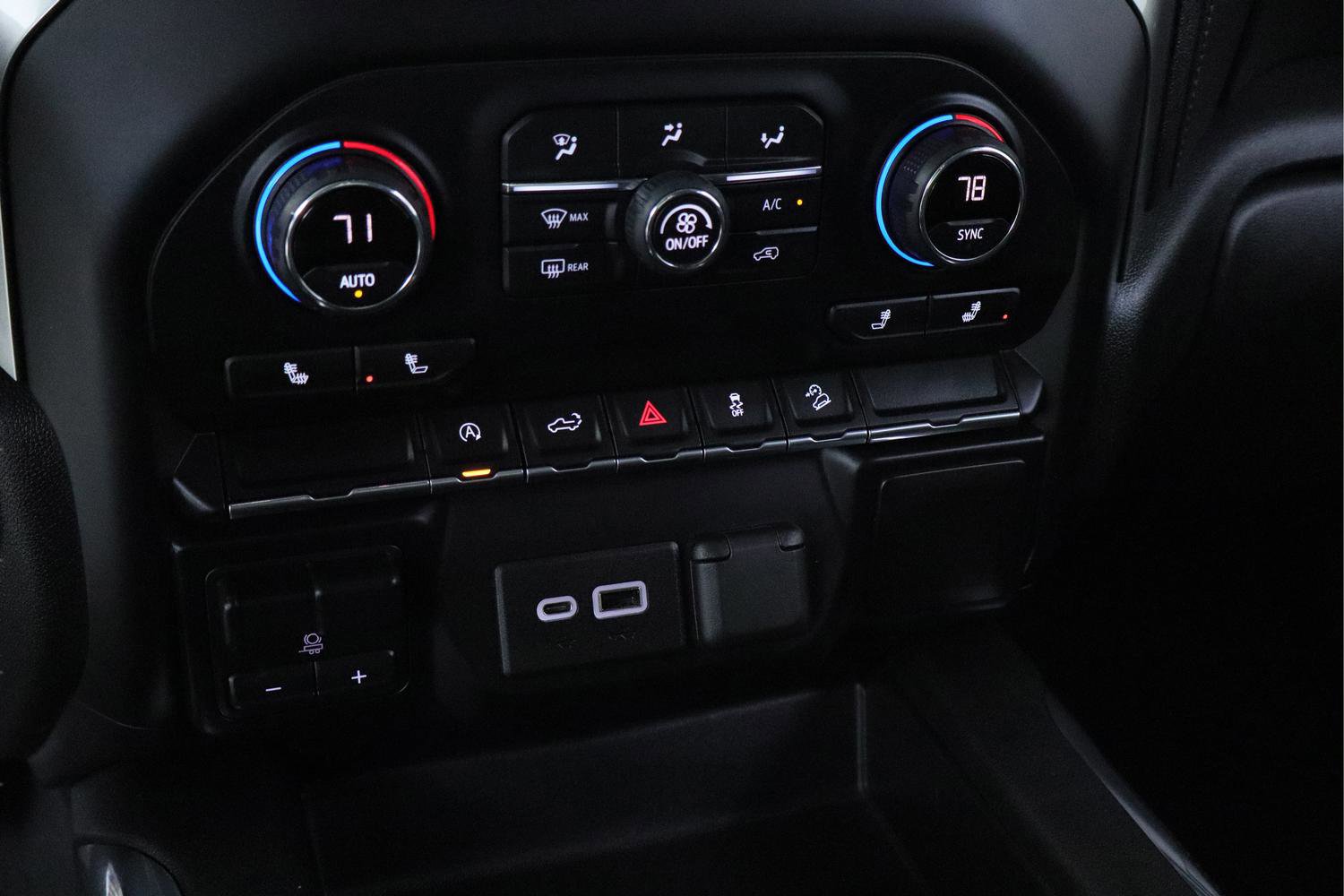 Used 2020 Chevrolet Silverado 1500 RST AWD/4WD image 14