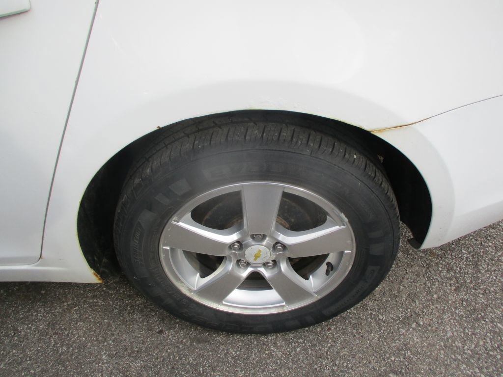 Used 2012 Chevrolet Cruze LT FWD image 8