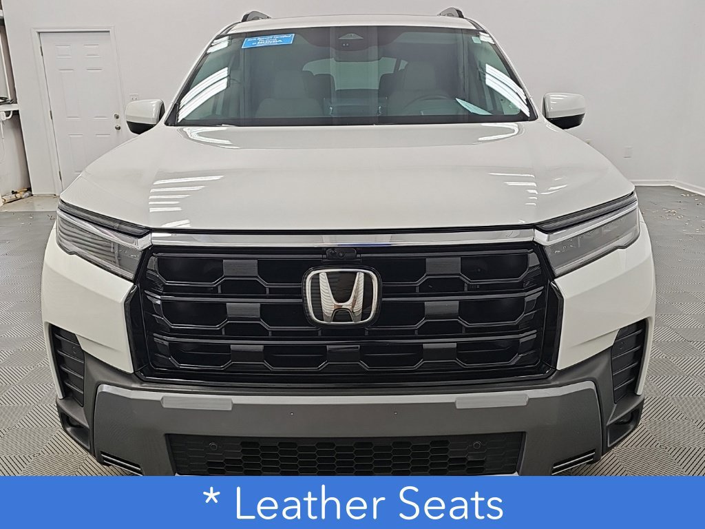 Used 2026 Honda Pilot Elite image 4