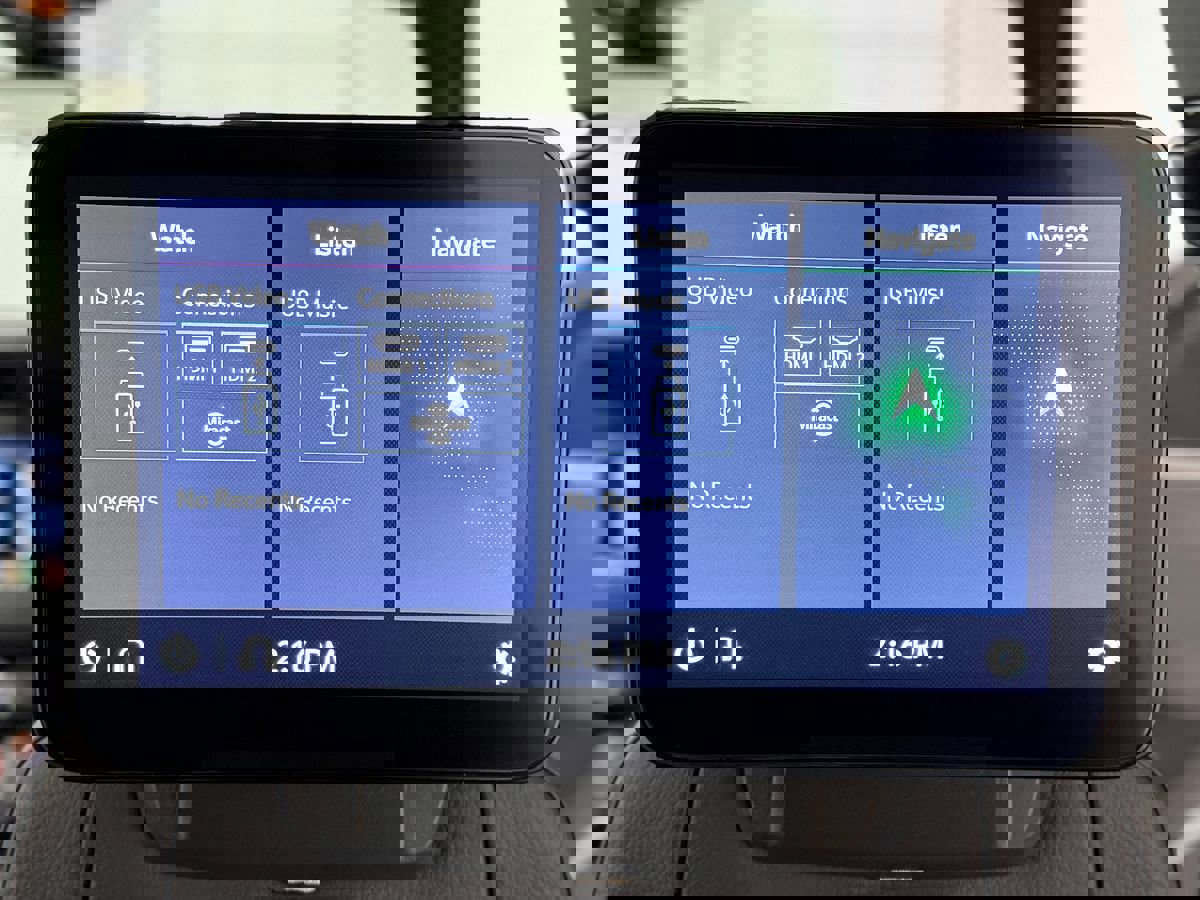 Used 2021 GMC Yukon Denali image 40