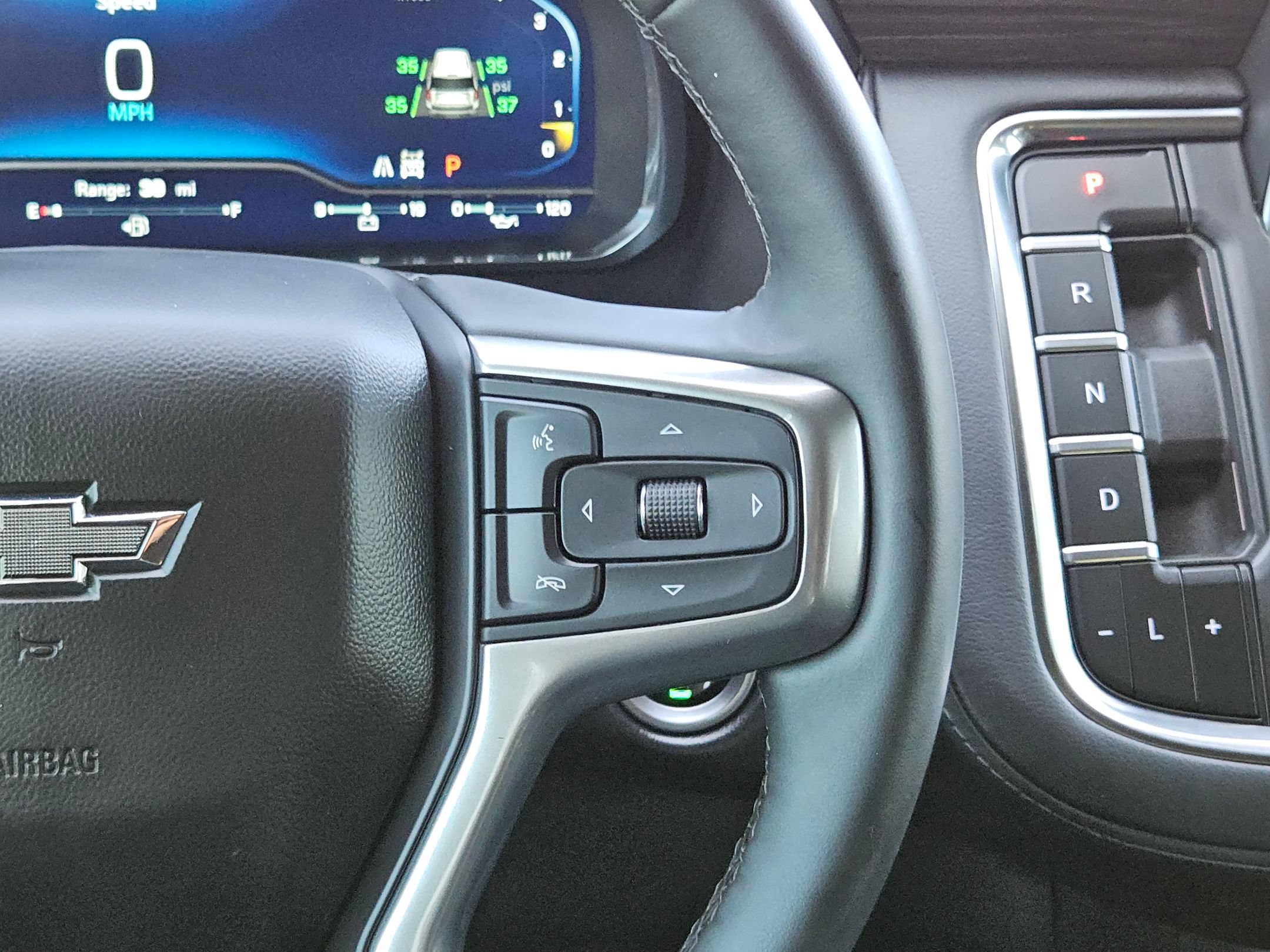 Certified 2024 Chevrolet Tahoe Z71 w/ Luxury Package AWD/4WD image 22