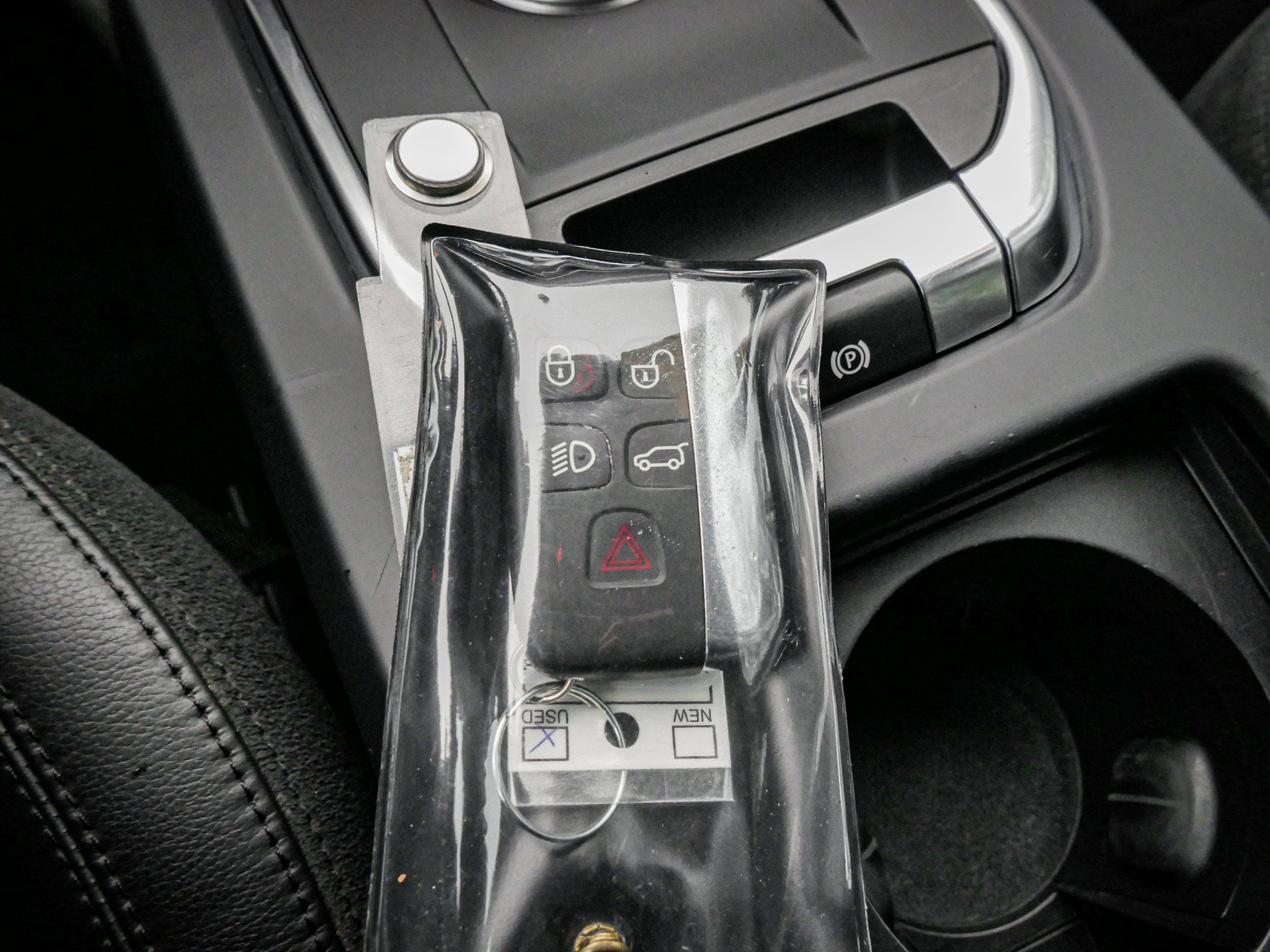 Used 2019 Land Rover Discovery Sport HSE image 36