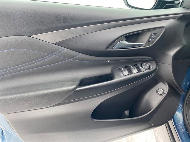 Used 2024 Buick Envista Sport Touring w/ Convenience I Package image 16