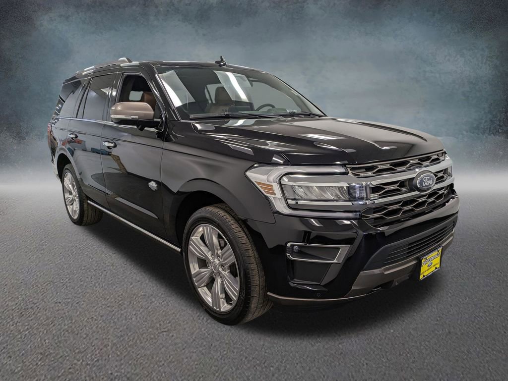 Used 2024 Ford Expedition King Ranch image 3