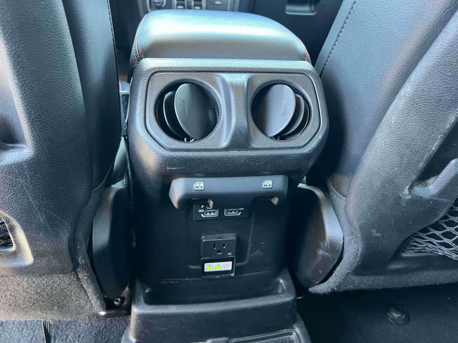 Used 2021 Jeep Wrangler Unlimited Rubicon AWD/4WD image 25