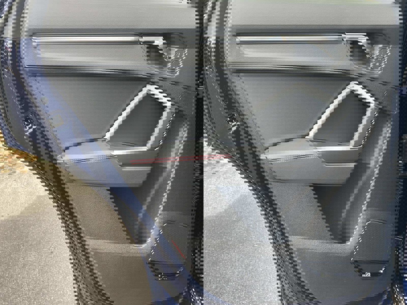 Used 2025 Audi Q3 2.0T Premium Plus w/ Premium Plus Package image 11