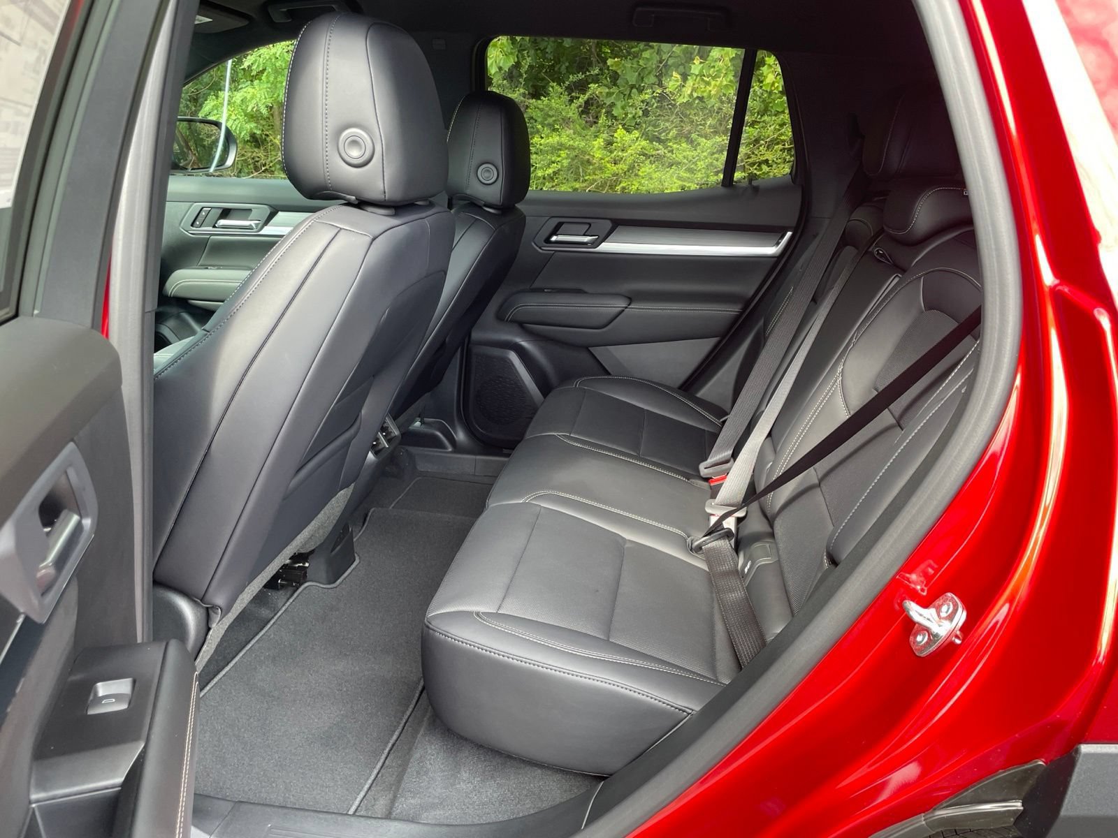 New 2027 GMC Terrain Elevation w/ Elevation Premium Package FWD image 35