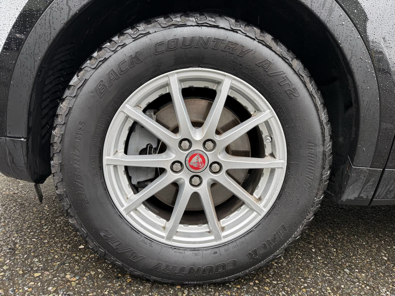 Used 2019 Jaguar E-PACE image 29