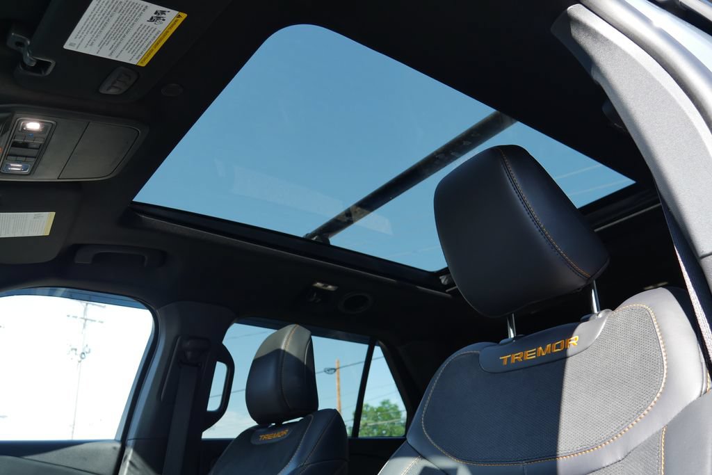 Used 2026 Ford Explorer Tremor w/ Tremor Ultimate Package AWD/4WD image 33