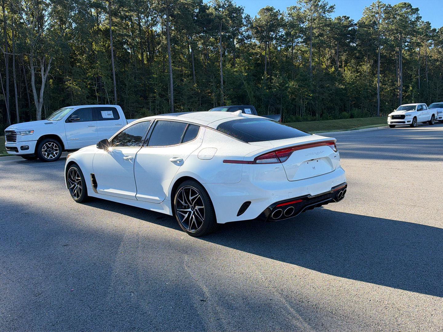 Used 2023 Kia Stinger GT-Line w/ Sun & Sound Package RWD image 5